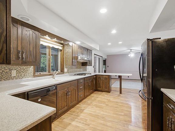 5th image of 4015 N Saymore Ct