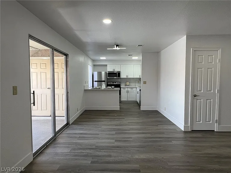 5080 Indian River Dr #360 — Photo 4