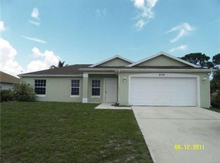 2319 SE Harrington Ave, Port Saint Lucie, FL 34952