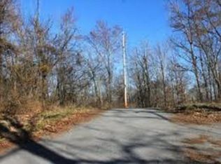 114 Rose Dr, Johnson City, TN 37615