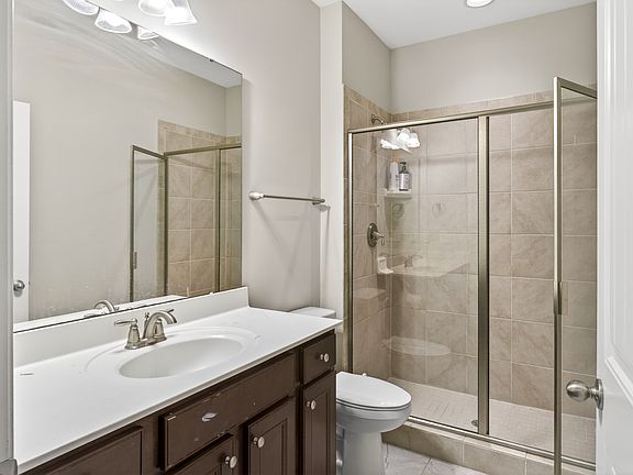 5th image of 201 Mystwood Hollow Cir