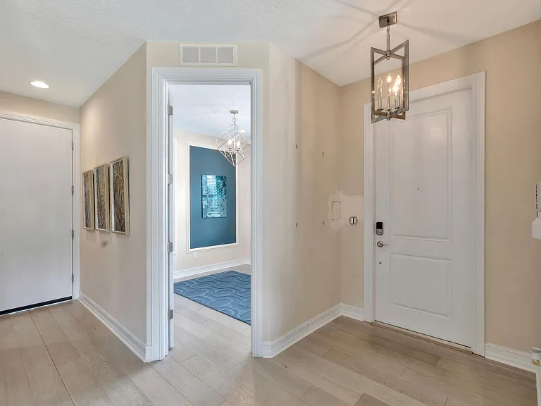 11900 Cypress Key Way — Photo 7