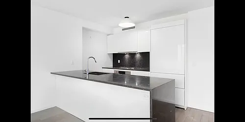 Rented by Gulia Wang, LREB