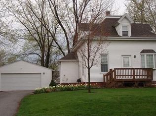 2640 W Alta Rd, Peoria, IL 61615