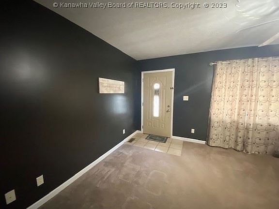 4th image of 878 Valley Pike Dr