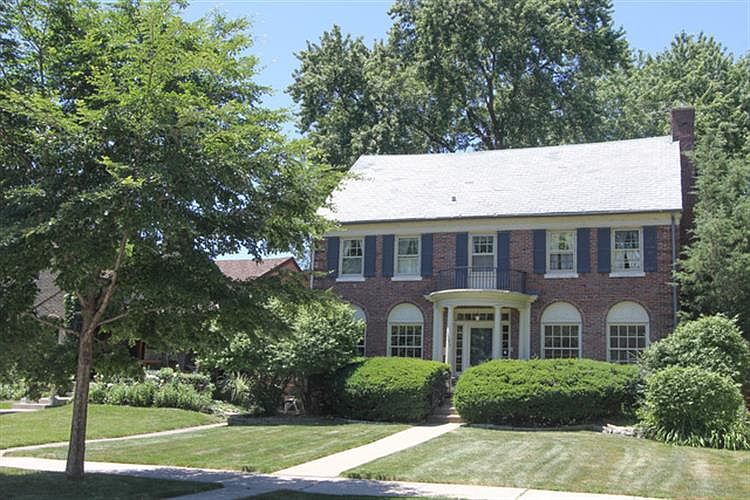 1st image of 1223 Woodbine Ave