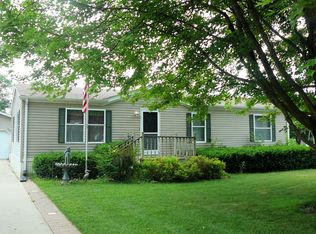 1819 S Harrison St, Streator, IL 61364