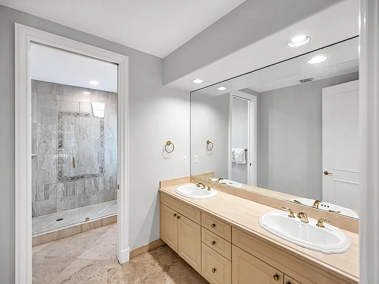709 Idlewyld Dr — Photo 53