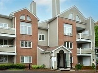 10-10 Chapman St #107, East Weymouth, MA 02189