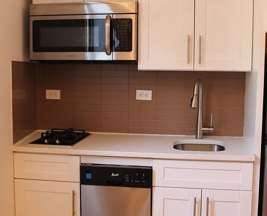 2nd image of 580 Saint Nicholas Ave APT 2A