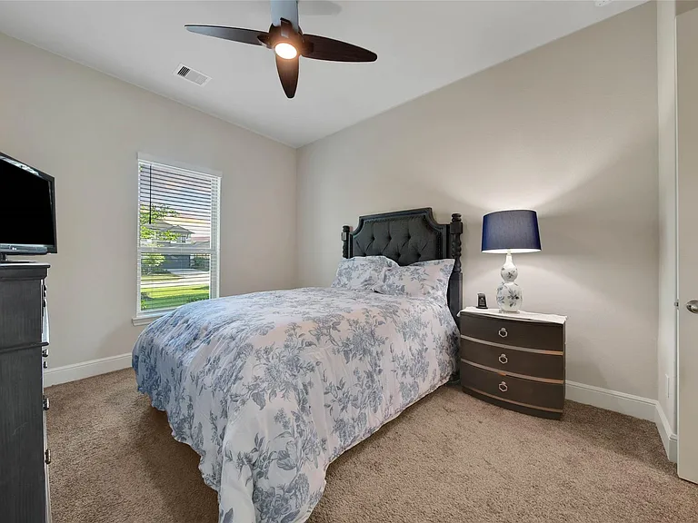 15527 Salmon Springs Dr — Photo 32