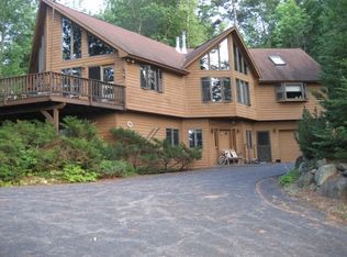 622 E Shore Dr, Adirondack, NY 12808