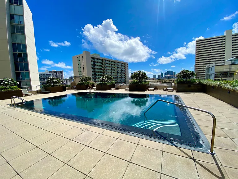 1717 Mott Smith Dr #Penthouse 3 — Photo 18