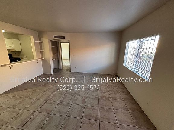 2nd image of 2431 N Fontana Ave #2433
