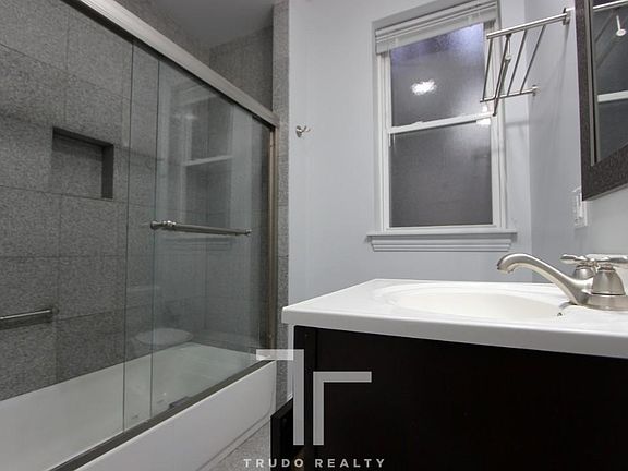 5th image of 2820 N Mildred Ave APT 3
