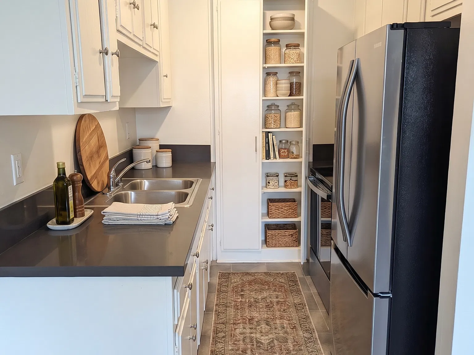 2 bed, 1100 sqft, $2,395 — Photo 4