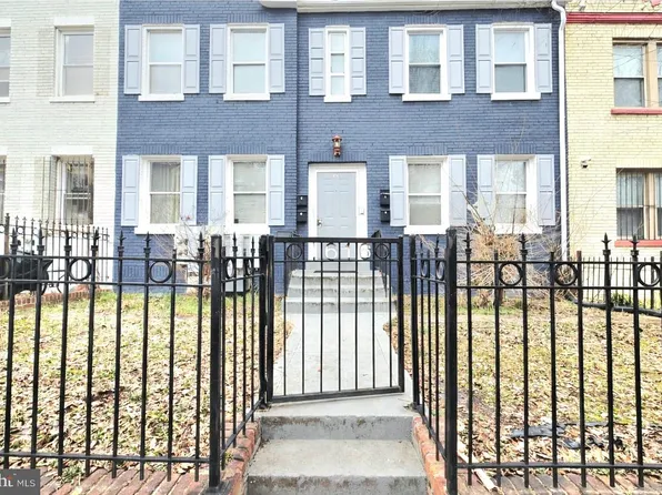 1616 Isherwood St NE, Washington, DC 20002