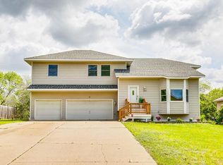 12245 Grouse St NW, Coon Rapids, MN 55448