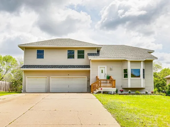 12245 Grouse St NW, Coon Rapids, MN 55448