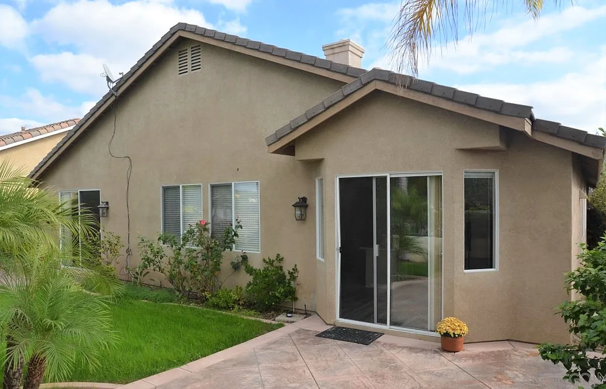 885 Panella Ct — Photo 3