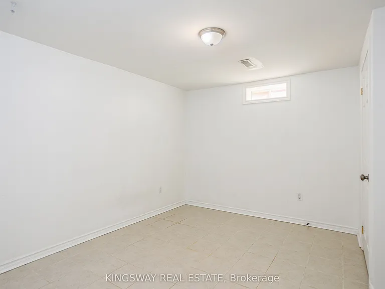 57 Lancer Dr — Photo 1