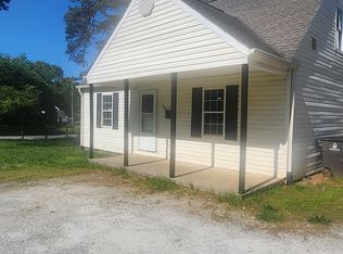 1051 Betty Dr, Winston Salem, NC 27107