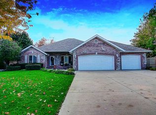 2671 S Marlborough Ave, Springfield, MO 65807