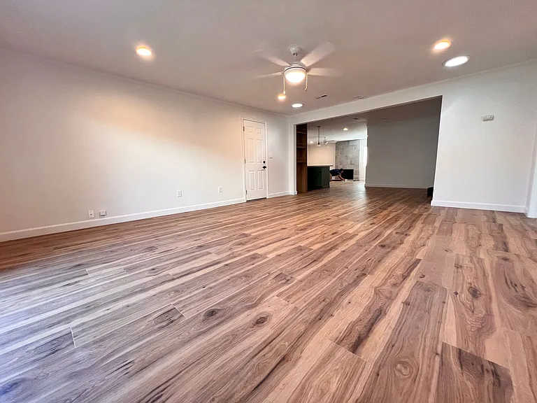 6946 Cowles Mountain Blvd — Photo 11