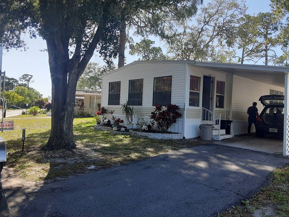 1st image of 228 Chris Dr