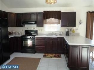 17 Haypress Rd, Cranbury, NJ 08512