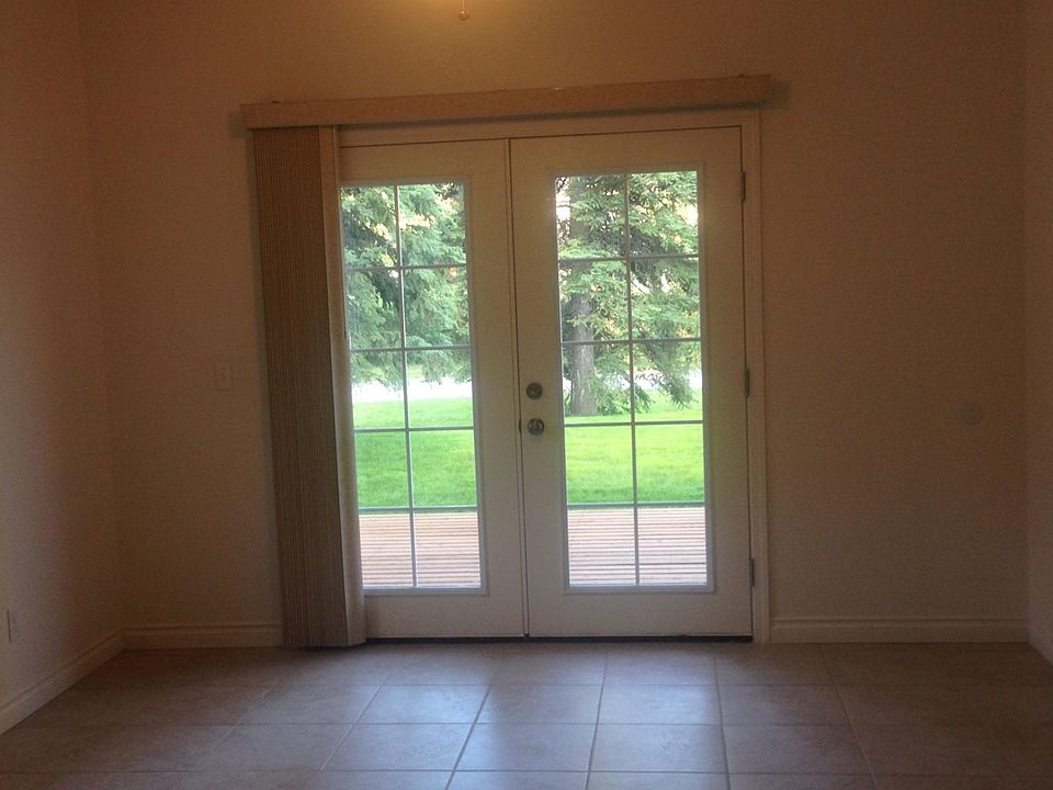 1st image of 2401 Shanks Mare Rd #B
