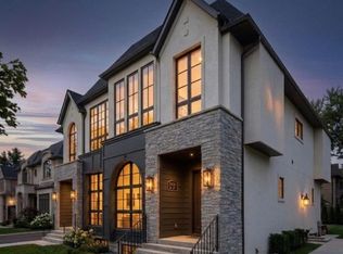 2531 N 2nd Ave NW, Calgary, AB T2N0H7