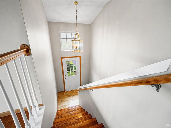 2nd image of 1078 Stamford Ct #1078
