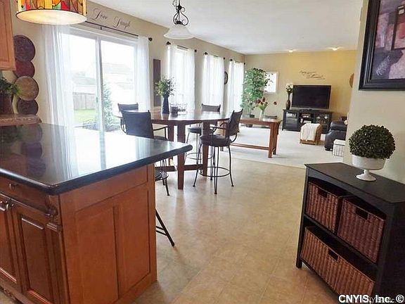 3rd image of 16 Waterfront Dr