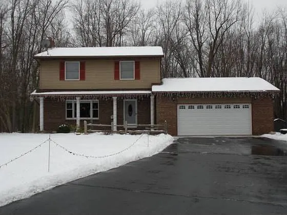 3137 Meadow Brook Rd photo 1