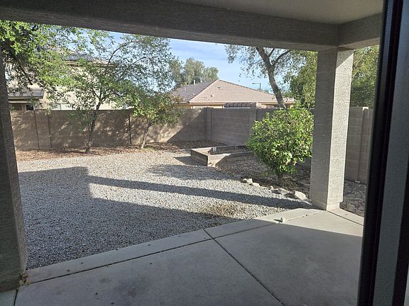 5th image of 17926 W Mission Ln