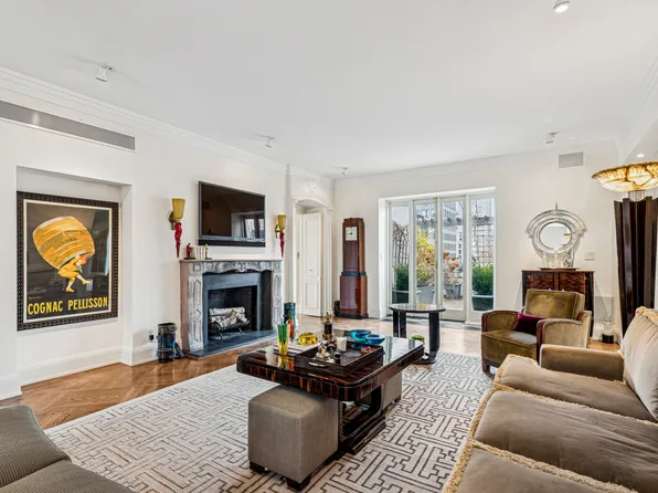 535 Park Avenue image 1 of 21