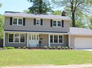 195 Beachwood Ave, Avon Lake, OH 44012