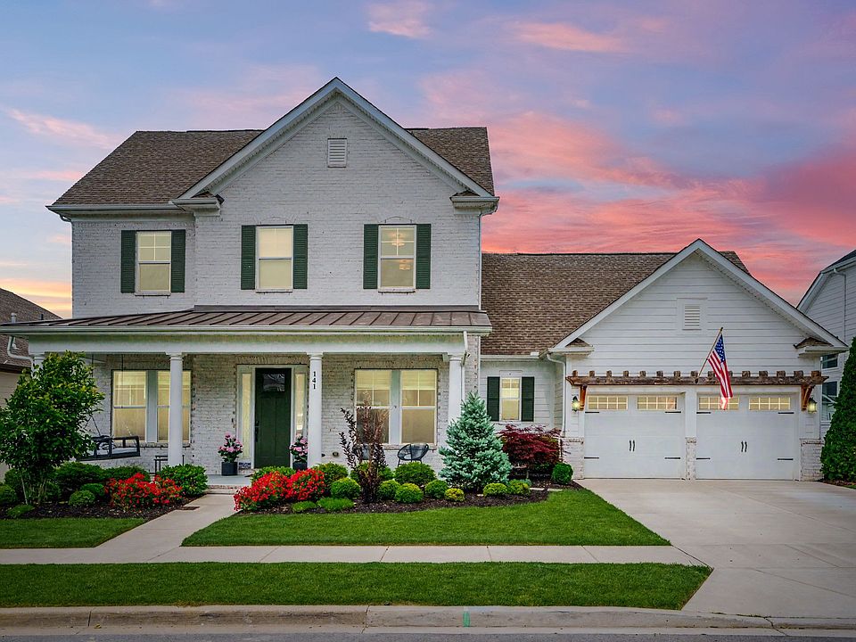 1st image of 141 Ashington Cir