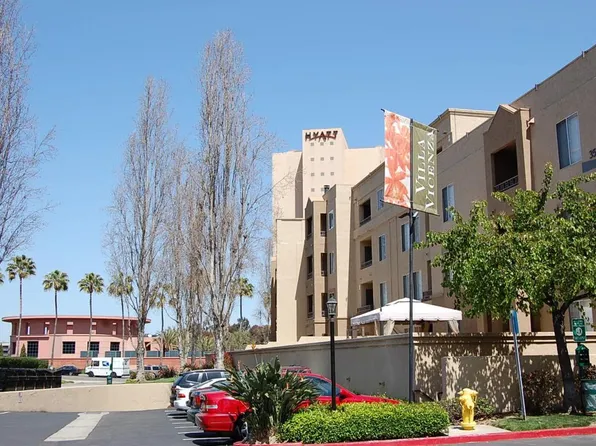 8889 Caminito Plaza Centro, San Diego, CA