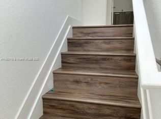 15814 SW 136th Way, Miami, FL 33196