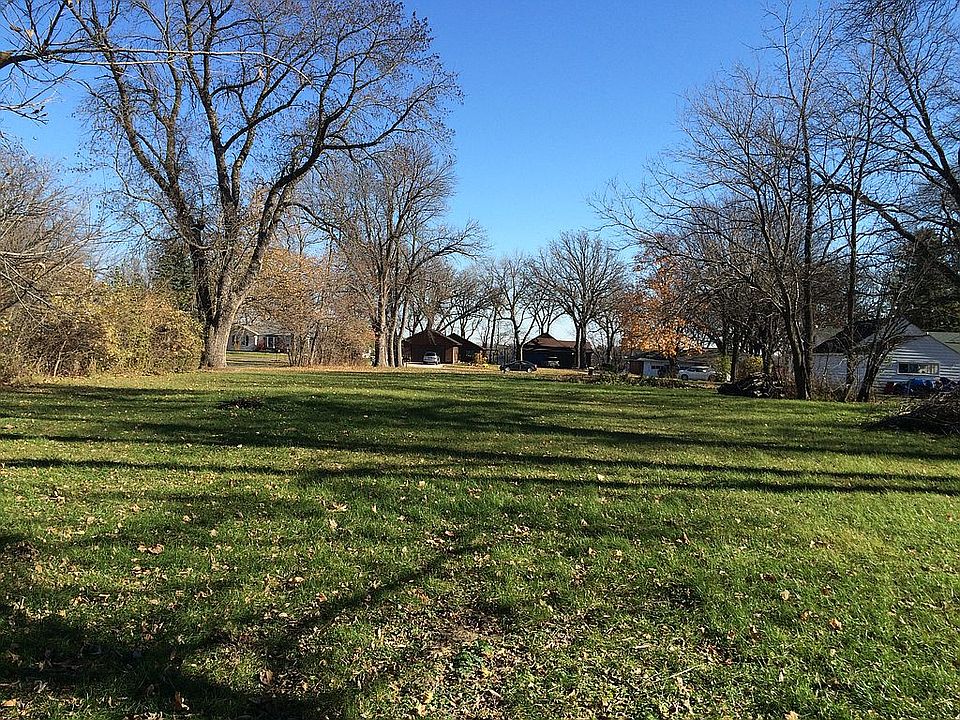 1st image of 780 Shoreacres Dr