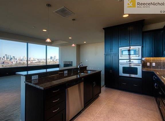3rd image of 700 W 31st St Suite 601