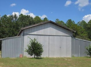 6153 Garden City Rd, Crestview, FL 32539