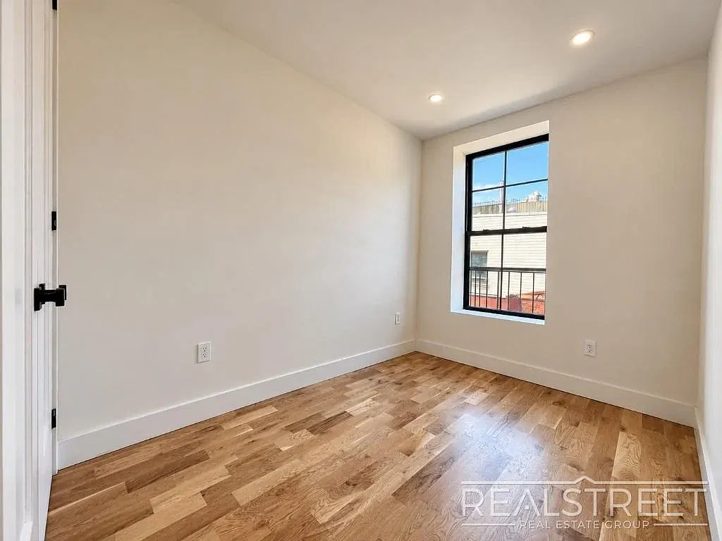 108 Rockaway Avenue — Photo 3