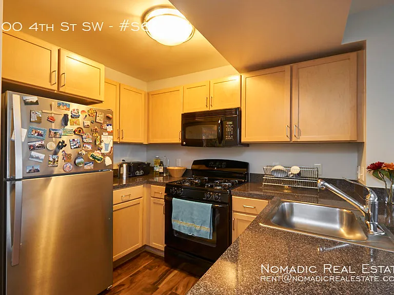 800 4th St SW #S607 — Photo 8