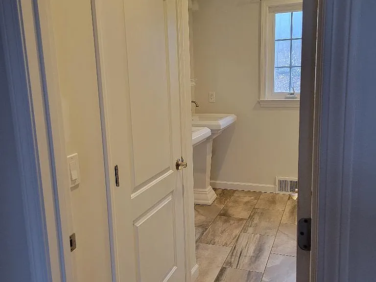 20 Ely Rd — Photo 11