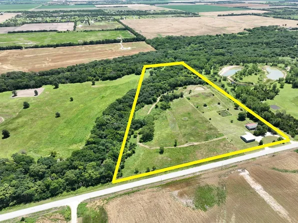 9960 S Ridge Rd, Clearwater, KS 67026
