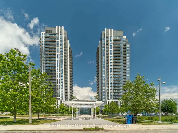 15 Zorra St #901, Toronto, ON M8Z 0C1