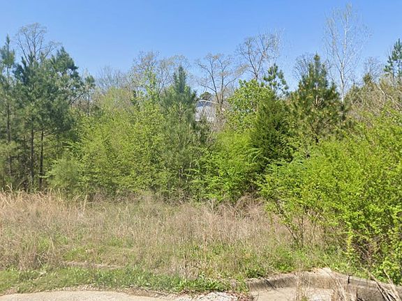 3rd image of 4300 Green Haven Dr